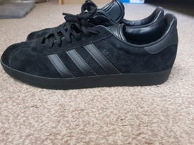 adidas trainers size 10